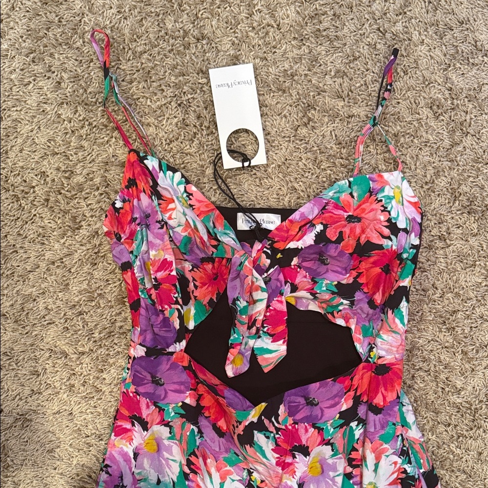 Privacy Please floral tie front cut out midi dress size Medium NWT! - Picture 2 of 4